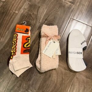 Barefoot Dreams Cozy Cream Socks Bundle